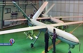 طهران تصنع طائرة حربية متطورة من دون طيار