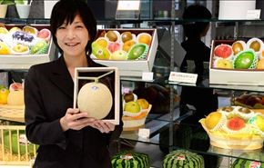 بوتیک های میوه فروشی در ژاپن ! + عکس