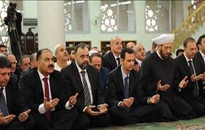 الأسد يؤدى صلاة عيد الأضحى في مسجد بدمشق