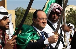 رقص شمشیر رئیس جمهور فرانسه زیر پرچم عربستان + عکس