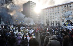 تباين مواقف معارضة اوكرانيا من مبادرة الرئاسة وسط تزايد العنف