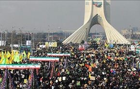 فيديو+صور؛ احتفالات مليونية تحيي عيد انتصار ثورة ايران الاسلامية لعامها الـ 35