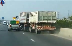لجبازی خطرناک وانت و کامیون در بزرگراه
