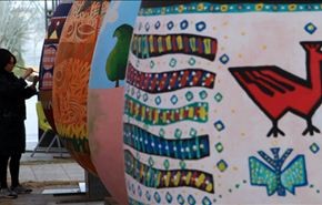 على أعتاب النوروز..صور رائعة عن مهرجان الرسم على البيض