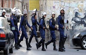 الامن البحريني يعتقل مصورا و 