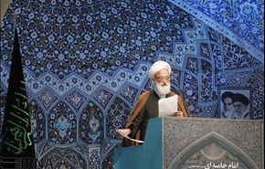 إمام جمعة طهران: الغرب يرتكب أفظع الجرائم باسم حقوق الإنسان