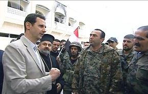 الاسد يتفقد معلولا ويشيد بانجازات الجيش وصمود المواطنين