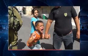 فيديو مؤثر لاعتقال طفل بالخليل