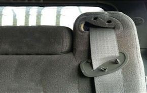 صور/وجوه ضاحكة على أشياء نمر عليها ونمتلكها دون أن نراها!