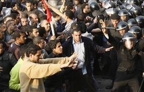 اشتباكات بين الشرطة وطلبة الاخوان توقع قتيلاً بالقاهرة