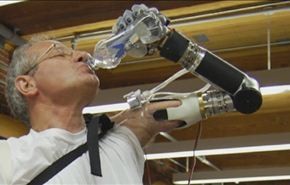 ذراع روبوت متطور لعلاج المصابین بالشلل