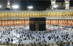 فيديو/تجول داخل الحرم المكي وتبرك بالحجر الأسود في بيتك