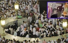 بالفيديو/رجل يحطم فوانيس الكعبة ويثير الذعر بين المعتمرين