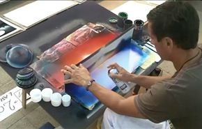 بالفيديو: رسام على قارعة الطريق يرسم لوحات مدهشة بأبعاد ثلاثية