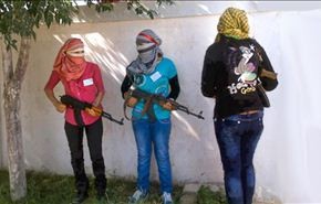 صور:مراهقة تونسية تنضم لمسلحي سوريا وأمها بحالة سيئة