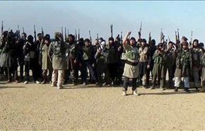 تروریستهای داعش نوزادان عراقی را سر می‌برند