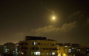 اصابة 11 فلسطينيا في غارات جوية اسرائيلية على غزة
