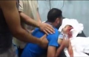 بالفيديو/ أب فلسطيني مفجوع لطفله الشهيد: 