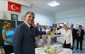 بالصور.. التصويت بالانتخابات الرئاسية في تركيا