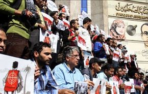 حملة الامعاء الخاوية في مصر احتجاجا على استمرار قانون التظاهر+ فيديو