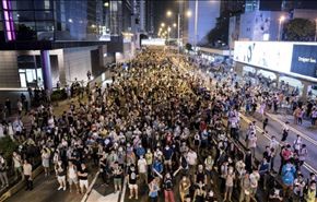 الاف المتظاهرين يطالبون بالديموقراطية في هونغ كونغ