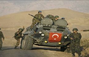 استقرار تانک‌های ترکیه در مرز سوریه