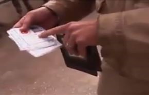 مُهرهای ترکیه در گذرنامه های اعضای داعش+ویدئو