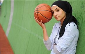 السماح للاعبات كرة السلة بارتداء الحجاب