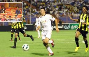 بالفيديو/ فتاة تحضرمباراة بالدوري السعودي متنكرة بزي رجل !