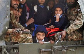 هجوم ارهابي لطالبان على مدرسة ببيشاور يوقع عشرات القتلى غالبيتهم اطفال