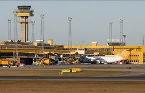 بازداشت 10 مسافر سوری هواپیمای مصری در سوئد