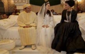 همسر امیر سابق قطر به کمک پسرش شتافت
