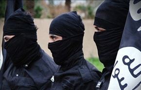 الديلي ميل: عشرات الانتحاريين يغادرون داعش أو يهربون