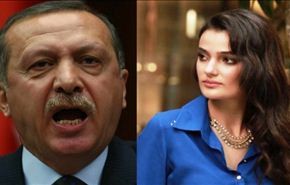 ملكة جمال تركيا تواجه السجن بتهمة 