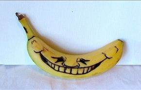 تبييض الاسنان مجانا باستخدام الموز فقط إليك الطريقة