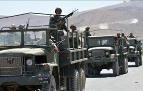 الجيش اللبناني يواصل استهداف مواقع المسلحين في جرود عرسال