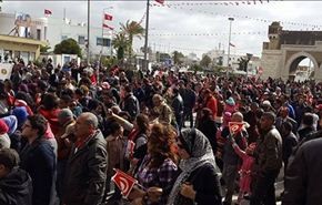 عشرات الآلاف من التونسيين يتظاهرون ضد هجوم باردو