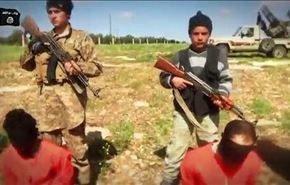 فیلم نخستین اعدام گروهی به دست جلادان خردسال داعش