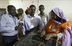 انتهاء الاقتراع في غالبية ولايات السودان وفرز الاصوات يبدأ الجمعة