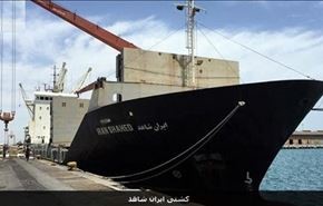 کشتی ایرانی کمک‌های انسانی رهسپار یمن شد