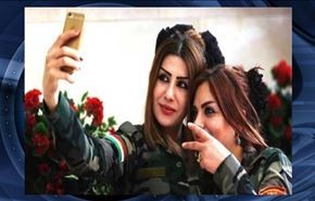 سلفی دختران پیشمرگه قبل از نبرد با داعش