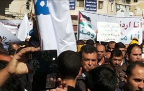 الاردنيون يتظاهرون تنديدا بانتهاكات الاحتلال الاسرائيلي