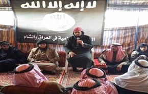 فعال سعودی: داعش مهم نیست، اسد را سرنگون کنید !
