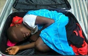 مرگ یک مهاجر در چمدان