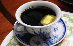 فوائد غريبة من وضع الزبدة في فنجان قهوتك