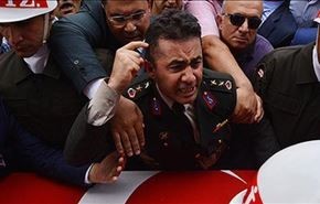 فيديو/ عسكري تركي رفيع ينتقد الحكومة في جنازة شقيقه