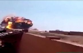 فيديو؛ تفجير مفخخة قبل وصولها لجدار مطار كويرس بحلب+تفاصيل