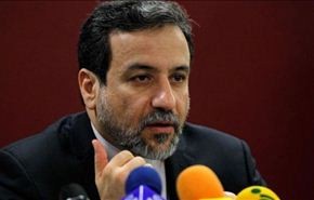 عراقجي یدعو القوی الکبری للعمل بتعهداتها بشان نزع السلاح النووي