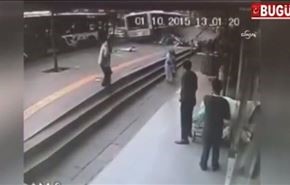 ویدیو؛ اتوبوسی که 12 نفر را در ترکیه زیر گرفت
