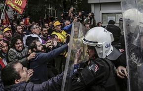 جنازات الاتراك تتحول لتظاهرات منددة بأردوغان